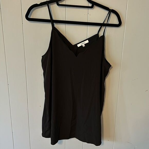 Ro & De Black Scallop Tank Size Large - Picture 1 of 2